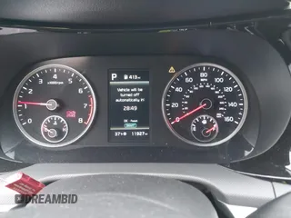2024 Kia K5 GT-Line z VIN 5XXG64J22RG228095, wystawiony jako IAAI lot #41888510 z przebiegiem 11 927 mil mil oraz . Historia ofert i sprzedaży dostępna na DreamBid. Obrazek 7.