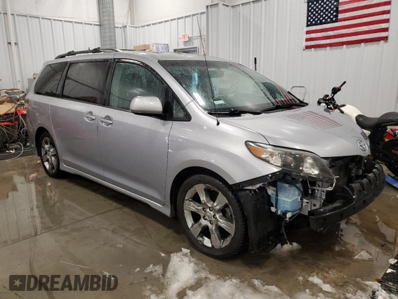 2012 Toyota Sienna SE with VIN 5TDXK3DC3CS180574, listed as a Copart auction lot 45020255 with 240,341 mi miles and Clean Title. Bid and sale history available at carsss.com. Image 4.