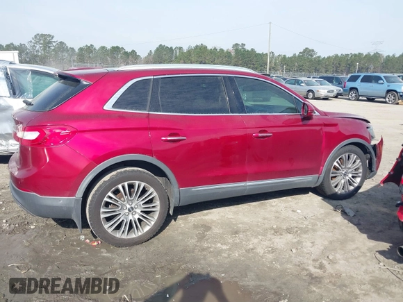 2016 Lincoln MKX Reserve z VIN 2LMTJ6LP5GBL67782, wystawiony jako IAAI lot #41773598 z przebiegiem 119 601 mil mil oraz . Historia ofert i sprzedaży dostępna na DreamBid. Obrazek 13.