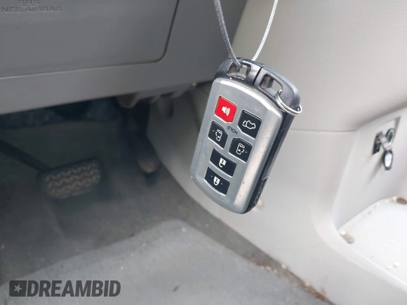 2014 Toyota Sienna XLE with VIN 5TDYK3DC2ES448876, listed as a IAAI auction lot 42519351 with 154,601 mi miles and . Bid and sale history available at DreamBid. Image 11.