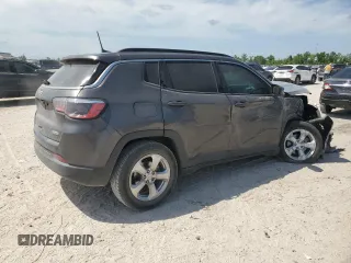 2021 Jeep Compass Latitude with VIN 3C4NJCBB0MT505824, listed as a Copart auction lot 53182825 with 124,628 mi miles and Salvage title. Bid and sale history available at DreamBid. Image 3.