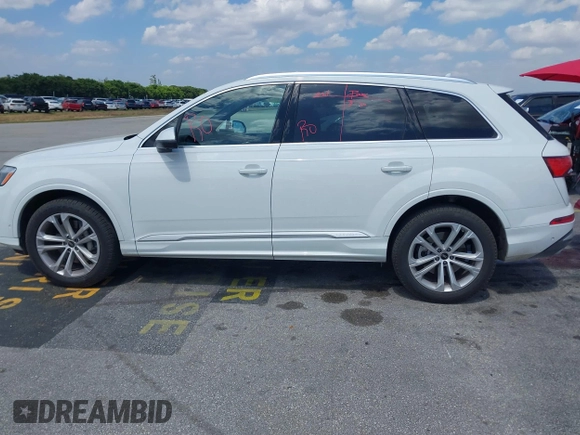 2025 Audi Q7 Premium Plus with VIN WA1LVBF70SD014968, listed as a IAAI auction lot 41787534 with 7,568 mi miles and . Bid and sale history available at DreamBid. Image 14.