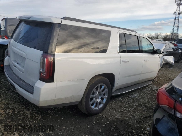 2015 GMC Yukon XL SLT with VIN 1GKS1HKC4FR139634, listed as a Copart auction lot 42974045 with 0 mi miles and Salvage Title. Bid and sale history available at carsss.com. Image 3.