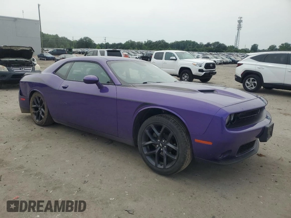 2019 Dodge Challenger SXT z VIN 2C3CDZAGXKH716960, wystawiony jako Copart lot #57473655 z przebiegiem 64 293 mil mil oraz Szkoda całkowita • Salvage title. Historia ofert i sprzedaży dostępna na DreamBid. Obrazek 4.