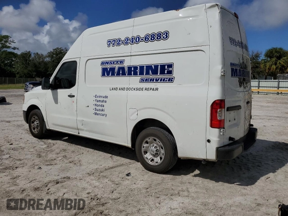 2018 Nissan NV Cargo S z VIN 1N6BF0LY5JN814574, wystawiony jako Copart lot #45818205 z przebiegiem 155 077 mil mil oraz Nie do naprawy. Historia ofert i sprzedaży dostępna na DreamBid. Obrazek 2.