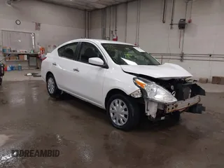 2017 Nissan Versa SV z VIN 3N1CN7AP7HL837820, wystawiony jako IAAI lot #42135166 z przebiegiem 157 185 mil mil oraz . Historia ofert i sprzedaży dostępna na DreamBid. Obrazek 1.