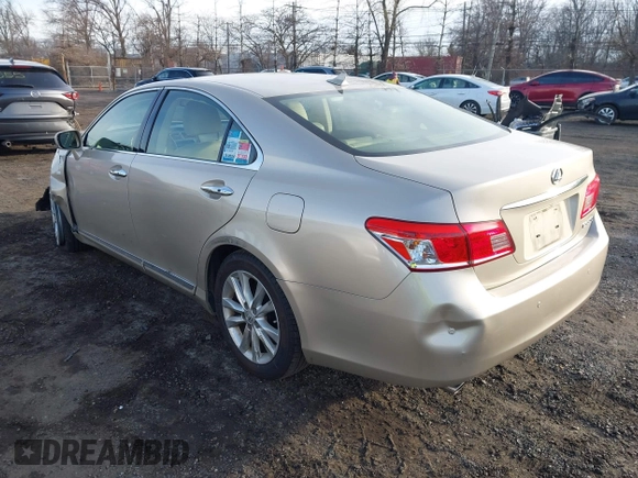 2012 Lexus ES with VIN JTHBK1EG4C2473938, listed as a IAAI auction lot 41505118 with Not Provided miles. Bid and sale history available at carsss.com. Image 3.