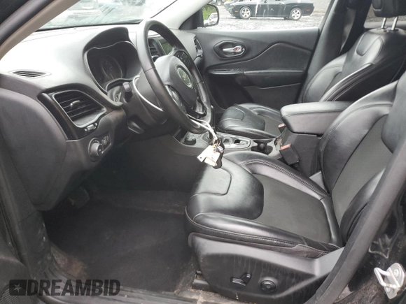 2020 Jeep Cherokee Latitude Plus with VIN 1C4PJMLB1LD655703, listed as a Copart auction lot 59983265 with 88,700 mi miles and Salvage title. Bid and sale history available at DreamBid. Image 7.