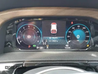 2024 Volkswagen Atlas SE z VIN 1V2KR2CA2RC529295, wystawiony jako Copart lot #54307975 z przebiegiem 14 320 mil mil oraz Szkoda całkowita • Salvage title. Historia ofert i sprzedaży dostępna na DreamBid. Obrazek 9.