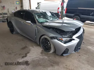 2023 Lexus IS 500 F Sport Performance z VIN JTHAP1D22P5002345, wystawiony jako IAAI lot #42068473 z przebiegiem 27 998 mil mil oraz . Historia ofert i sprzedaży dostępna na DreamBid. Obrazek 1.