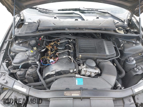 2007 BMW 3 Series 335i with VIN WBAWB73587P021505, listed as a IAAI auction lot 42028730 with 154,112 mi miles and . Bid and sale history available at DreamBid. Image 10.