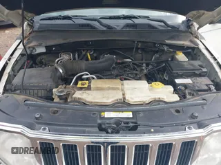 2009 Jeep Liberty Limited with VIN 1J8GP58K89W549087, listed as a IAAI auction lot 40786669 with 239,465 mi miles and . Bid and sale history available at carsss.com. Image 10.