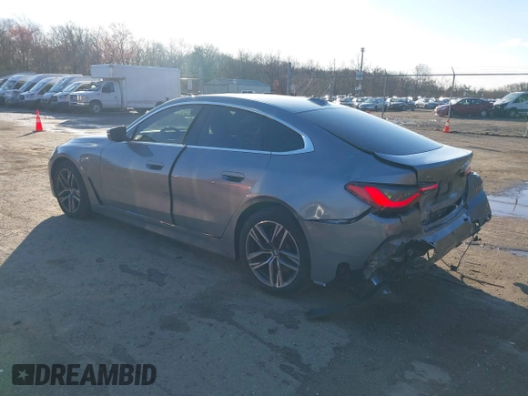 2024 BMW 4 Series 430i xDrive with VIN WBA73AV07RFR08229, listed as a IAAI auction lot 41848408 with 19,493 mi miles. Bid and sale history available at carsss.com. Image 3.
