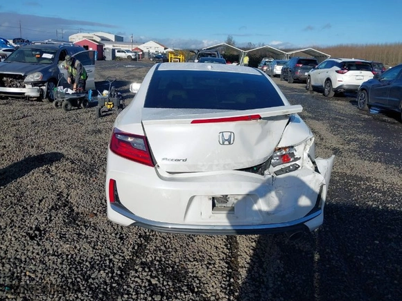 2016 Honda Accord Coupe EX-L with VIN 1HGCT1B89GA008486, listed as a IAAI auction lot 41114706 with 104,590 mi miles. Bid and sale history available at carsss.com. Image 16.