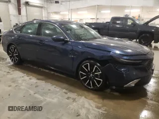 2024 Honda Accord Touring z VIN 1HGCY2F86RA024696, wystawiony jako Copart lot #54682205 z przebiegiem 6 194 mil mil oraz Szkoda całkowita • Salvage title. Historia ofert i sprzedaży dostępna na DreamBid. Obrazek 4.
