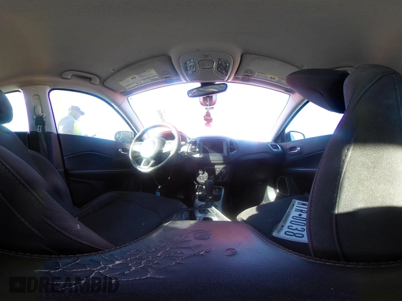 2020 Jeep Compass Sport с VIN 3C4NJCAB2LT121124, выставлен на аукционе IAAI как лот 40804581 с пробегом 133 472 миль миль и . История ставок и продаж доступна на DreamBid. Изображение 19.