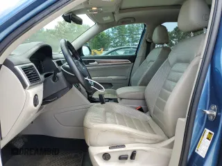2019 Volkswagen Atlas SEL Premium z VIN 1V2NR2CA4KC559238, wystawiony jako Copart lot #58257085 z przebiegiem 178 647 mil mil oraz Tytuł czysty. Historia ofert i sprzedaży dostępna na DreamBid. Obrazek 7.