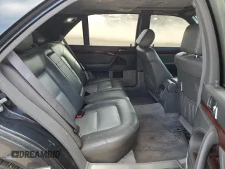 1996 Mercedes-Benz S z VIN WDBGA57E4TA323720, wystawiony jako Copart lot #53119675 z przebiegiem 172 434 mil mil oraz Szkody całkowita. Historia ofert i sprzedaży dostępna na DreamBid. Obrazek 10.