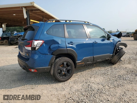 2022 Subaru Forester Wilderness with VIN JF2SKAMC7NH525886, listed as a Copart auction lot 59304805 with 42,475 mi miles and Salvage title. Bid and sale history available at DreamBid. Image 3.