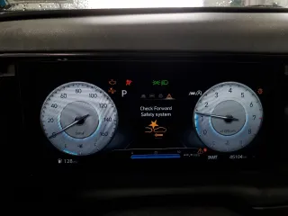 2022 Hyundai Tucson N Line z VIN KM8JFCAE1NU151097, wystawiony jako Copart lot #58747205 z przebiegiem 45 104 mil mil oraz Szkoda całkowita • Salvage title. Historia ofert i sprzedaży dostępna na DreamBid. Obrazek 9.