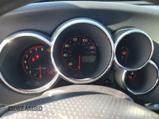 2006 Pontiac Vibe with VIN 5Y2SL65876Z452470, listed as a Copart auction lot 74570304 with 261,886 mi miles and Salvage Title. Bid and sale history available at carsss.com. Image 9.