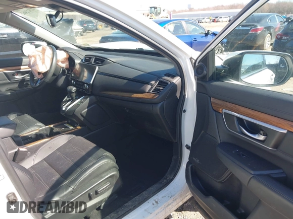 2020 Honda CR-V Touring with VIN 2HKRW2H99LH635892, listed as a IAAI auction lot 41822462 with 41,645 mi miles and . Bid and sale history available at DreamBid. Image 5.
