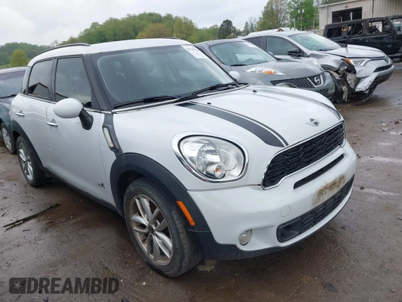 2012 MINI Countryman S with VIN WMWZC5C50CWL56160, listed as a IAAI auction lot 42139960 with 101,069 mi miles and . Bid and sale history available at DreamBid. Image 1.