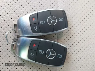 2021 Mercedes-Benz GLC 300 z VIN W1N0G8EB4MV274579, wystawiony jako IAAI lot #41407431 z przebiegiem 58 173 mil mil oraz . Historia ofert i sprzedaży dostępna na DreamBid. Obrazek 11.