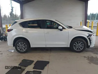 2024 Mazda CX-5 2.5 S Preferred Package with VIN JM3KFBCL4R0472201, listed as a IAAI auction lot 41895917 with 9,245 mi miles. Bid and sale history available at carsss.com. Image 13.