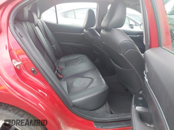 2019 Toyota Camry XSE with VIN 4T1B61HK7KU259014, listed as a IAAI auction lot 41771388 with 76,589 mi miles. Bid and sale history available at carsss.com. Image 8.