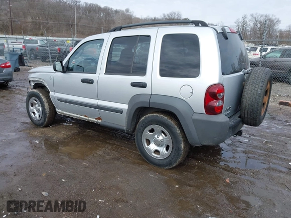 2007 Jeep Liberty Sport with VIN 1J4GL48K77W669788, listed as a IAAI auction lot 41655587 with 136,727 mi miles. Bid and sale history available at carsss.com. Image 3.