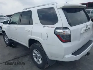 2016 Toyota 4Runner Limited with VIN JTEBU5JR1G5387870, listed as a IAAI auction lot 41944390 with 145,876 mi miles and . Bid and sale history available at DreamBid. Image 3.