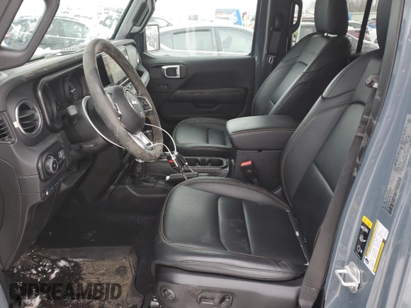 2024 Jeep Wrangler Sahara with VIN 1C4RJXP67RW229289, listed as a Copart auction lot 45551245 with 17,190 mi miles and Clean Title. Bid and sale history available at DreamBid. Image 7.