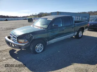 2001 Dodge Dakota Sport with VIN 1B7GL2AX31S212099, listed as a Copart auction lot 44619795 with 225,761 mi miles and Salvage Title. Bid and sale history available at carsss.com. Image 1.