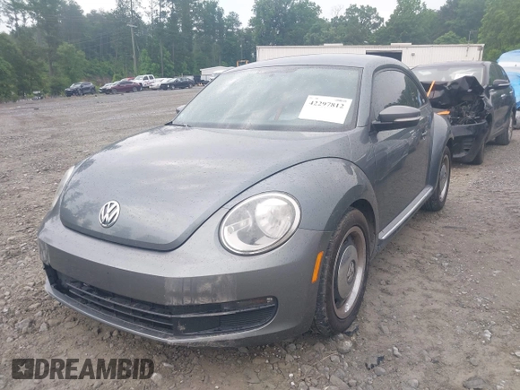2012 Volkswagen Beetle 2.5L PZEV with VIN 3VWJP7AT2CM618436, listed as a IAAI auction lot 42297812 with 139,869 mi miles and . Bid and sale history available at DreamBid. Image 2.