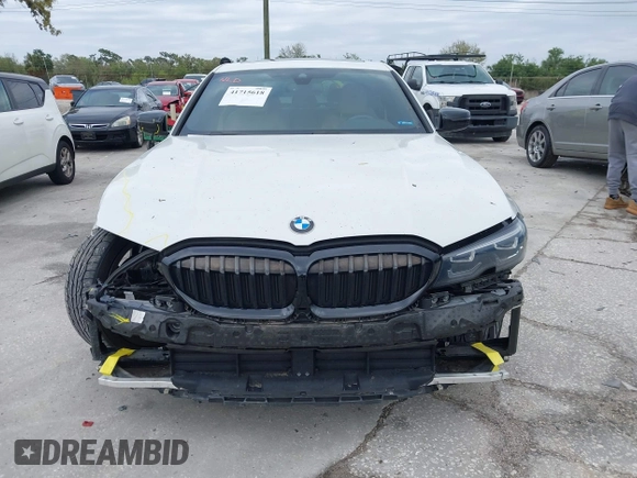 2022 BMW 3 Series 330i with VIN 3MW5R1J06N8C46898, listed as a IAAI auction lot 41715618 with 44,533 mi miles. Bid and sale history available at carsss.com. Image 12.