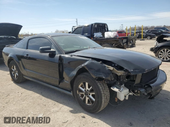 2008 Ford Mustang Deluxe with VIN 1ZVHT80N385191008, listed as a Copart auction lot 49577255 with 221,173 mi miles and Clean Title. Bid and sale history available at carsss.com. Image 4.