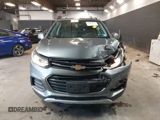 2020 Chevrolet Trax LT with VIN 3GNCJPSB7LL189181, listed as a IAAI auction lot 41661652 with 67,519 mi miles. Bid and sale history available at carsss.com. Image 12.