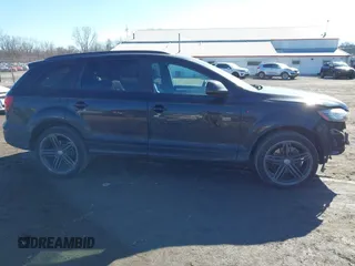 2014 Audi Q7 3.0T S line Prestige with VIN WA1DGBFE7ED010188, listed as a IAAI auction lot 41686912 with 149,233 mi miles. Bid and sale history available at carsss.com. Image 14.