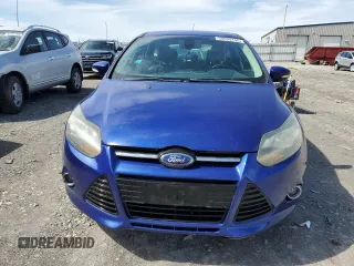 2012 Ford Focus Titanium with VIN 1FAHP3N23CL262467, listed as a Copart auction lot 50095155 with 97,785 mi miles and Salvage Title. Bid and sale history available at carsss.com. Image 5.