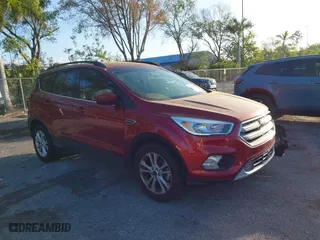 2018 Ford Escape SE with VIN 1FMCU0GD2JUA02221, listed as a IAAI auction lot 41702046 with 92,086 mi miles. Bid and sale history available at carsss.com. Image 1.