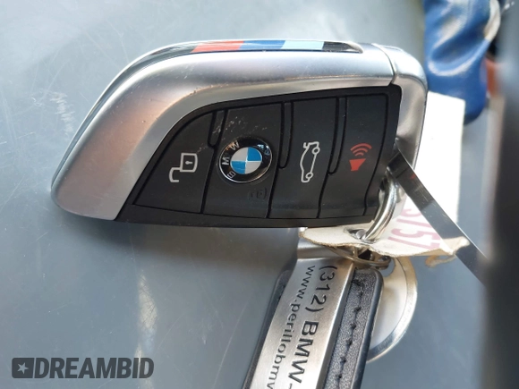 2022 BMW M4 Competition xDrive with VIN WBS33BA00NCJ63924, listed as a IAAI auction lot 41549620 with 9,046 mi miles. Bid and sale history available at carsss.com. Image 11.