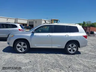 2008 Toyota Highlander Sport with VIN JTEDS43A782035038, listed as a IAAI auction lot 42038615 with 278,109 mi miles. Bid and sale history available at carsss.com. Image 14.