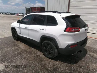 2016 Jeep Cherokee Latitude with VIN 1C4PJLCS8GW229995, listed as a IAAI auction lot 42534085 with 158,263 mi miles and . Bid and sale history available at DreamBid. Image 3.