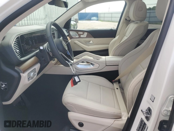 2025 Mercedes-Benz GLS 450 с VIN 4JGFF5KE2SB370660, выставлен на аукционе Copart как лот 55674115 с пробегом 1 338 миль миль и Чистый • Clean title. История ставок и продаж доступна на DreamBid. Изображение 7.