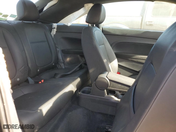 2018 Volkswagen Beetle S with VIN 3VWFD7ATXJM707800, listed as a Copart auction lot 74810074 with 32,467 mi miles and Clean Title. Bid and sale history available at carsss.com. Image 10.
