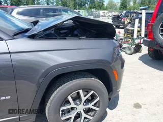 2024 Jeep Grand Cherokee Limited with VIN 1C4RJKBG4R8605017, listed as a IAAI auction lot 42660428 with 24,391 mi miles and . Bid and sale history available at DreamBid. Image 19.