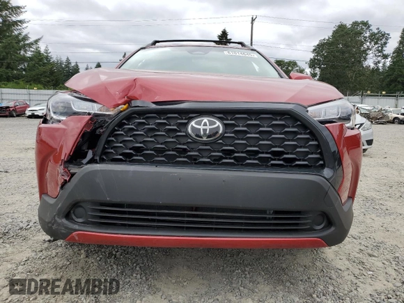2024 Toyota Corolla Cross LE with VIN 7MUBAABG2RV120226, listed as a Copart auction lot 61014645 with 2,842 mi miles and Salvage title. Bid and sale history available at DreamBid. Image 5.