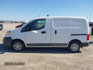 2016 Nissan NV200 S z VIN 3N6CM0KN2GK697987, wystawiony jako IAAI lot #41784747 z przebiegiem Nie podano mil oraz . Historia ofert i sprzedaży dostępna na DreamBid. Obrazek 14.