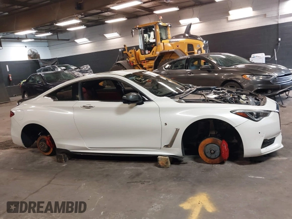 2018 Infiniti Q60 Red Sport 400 с VIN JN1FV7EL8JM631437, выставлен на аукционе IAAI как лот 42060026 с пробегом 42 810 миль миль и . История ставок и продаж доступна на DreamBid. Изображение 13.
